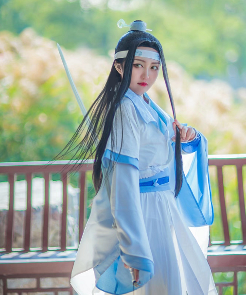 《魔道祖师》蓝忘机cosplay,水灵秀气的cos小姐姐