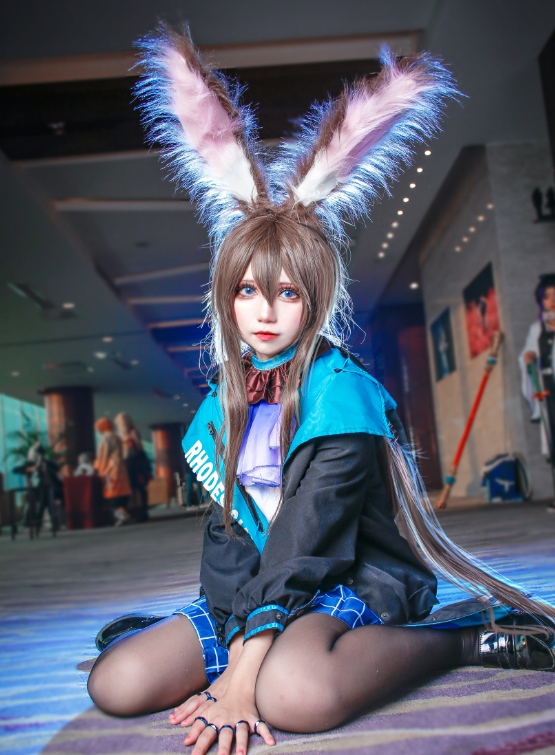 《明日方舟》阿米娅cosplay,来了!大家,请做好战斗准备