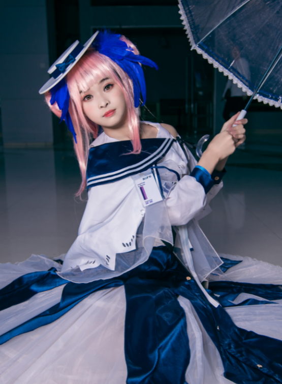 《明日方舟》锡兰cosplay,放心吧,我还挺擅长指挥的