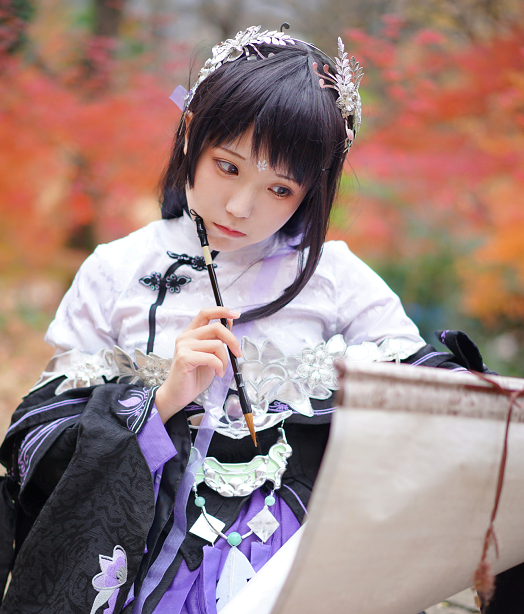 游戏《剑网三》万花cosplay,小姐姐扮演的人物漂亮迷人