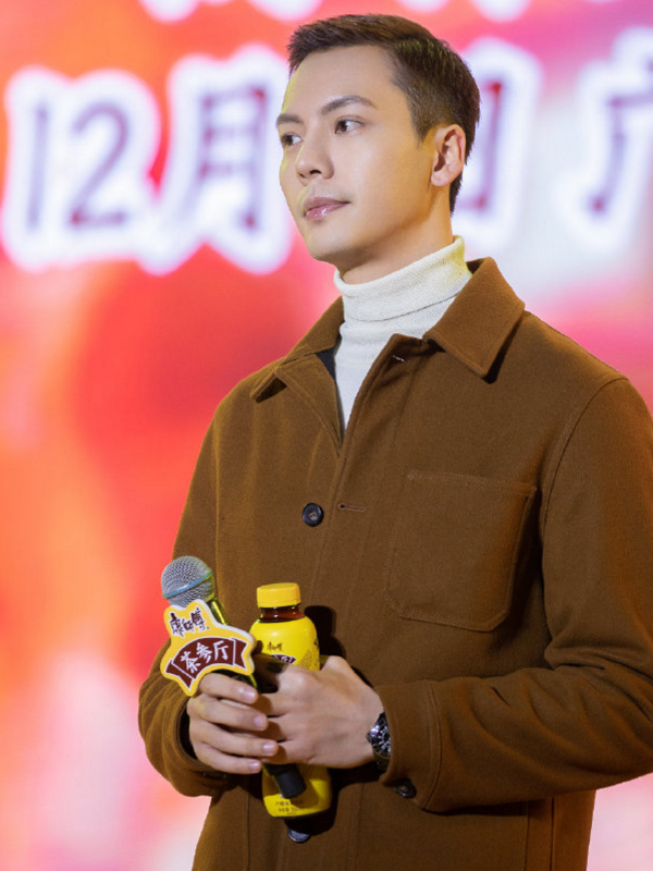 有种"神颜"叫陈伟霆的三七分,本以为会暴露缺点,谁知帅到移不开眼