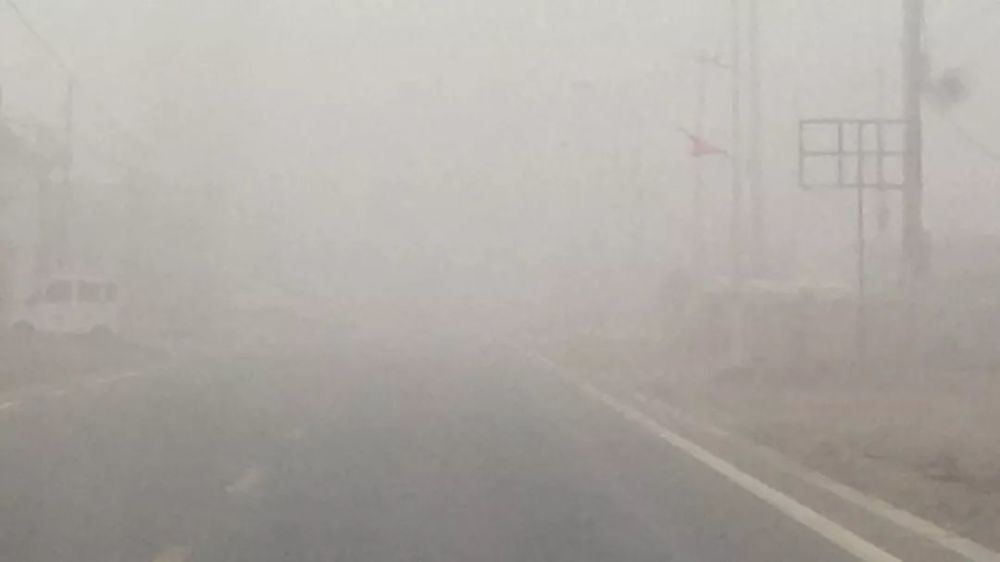 特浓雾霾持续席卷河北!天寒地冻!小心这个冬季的"隐形