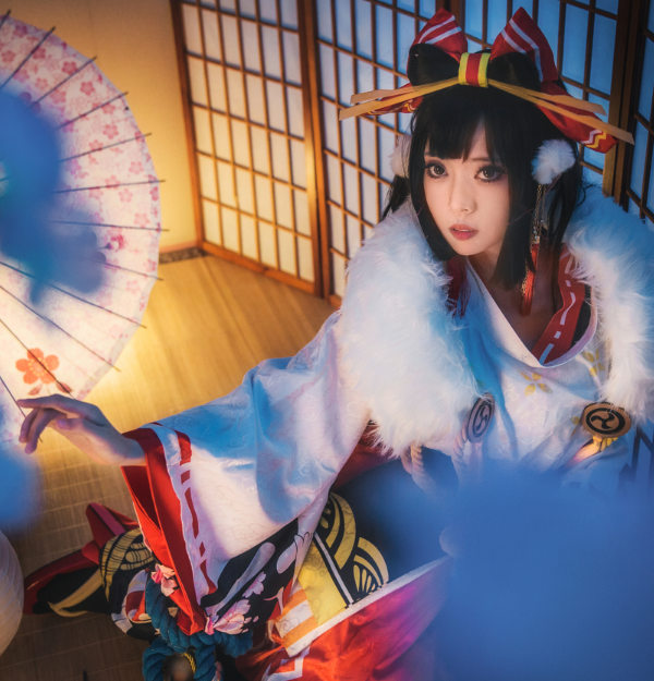 《决战平安京》平安庆典雪女cosplay:这就是被人喜欢的感觉吗