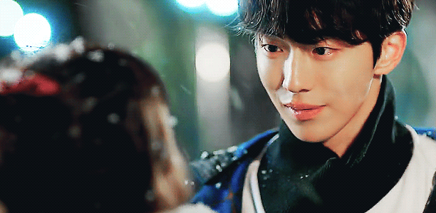 壁纸 剧照 视频截图 612_299 gif 动态图 动图