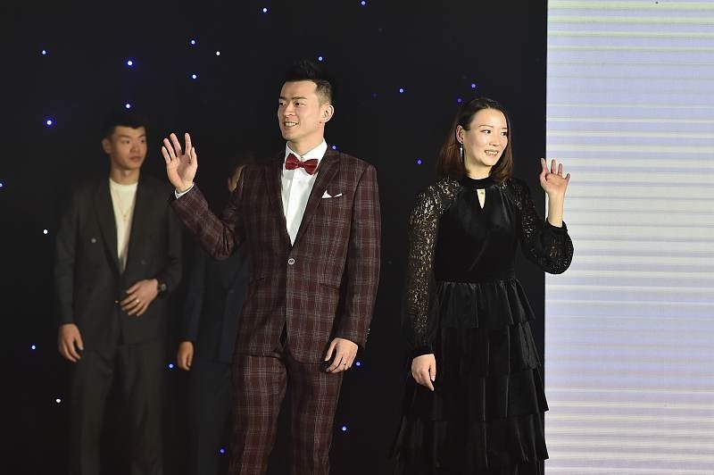 黄雅琼获最佳女运动员,搭档郑思维3次提名落选,只因对手太优秀