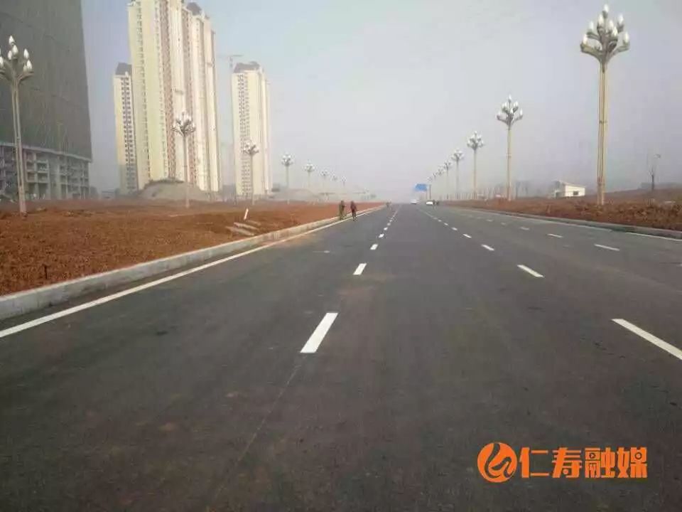 天府仁寿大道城区南段开始试通行,连通怀仁大道,仁寿大道!