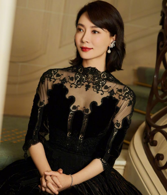 陈数精美写真图片,气质优雅迷人,时尚大气