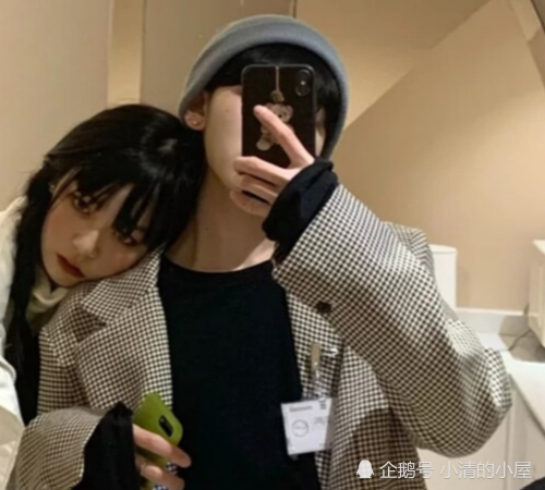 超火"ins风"情侣头像:半途而废不好,所以准备喜欢你到