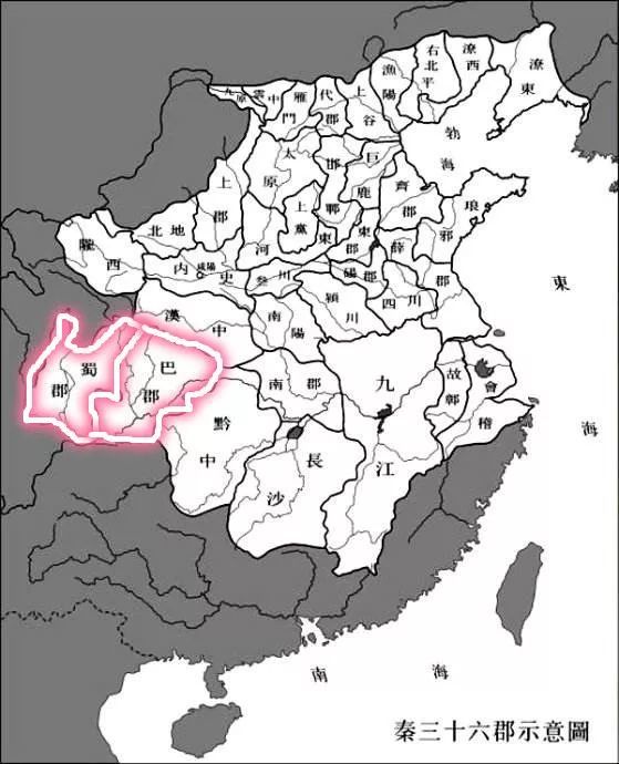 古蜀国的疆域囊括成都平原,川中丘陵与汉中盆地,古巴国的疆域则囊括