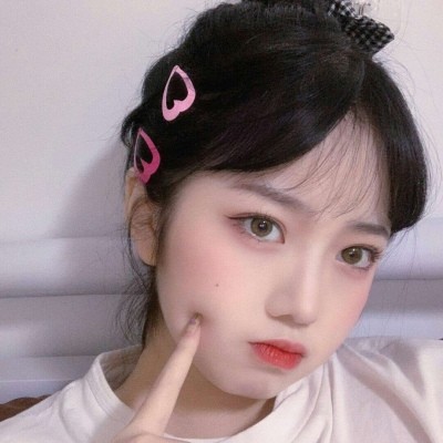 仙女版·清新闺蜜头像:少发脾气,按时睡觉,不要乱想,还有,多笑一笑