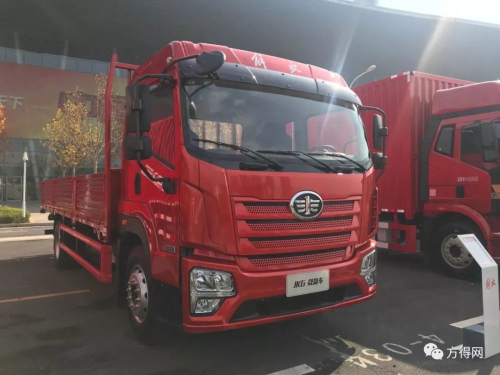 0 城建渣土车 载货车 在载货车区域,一汽解放带来了包含 jh6,新j6p等