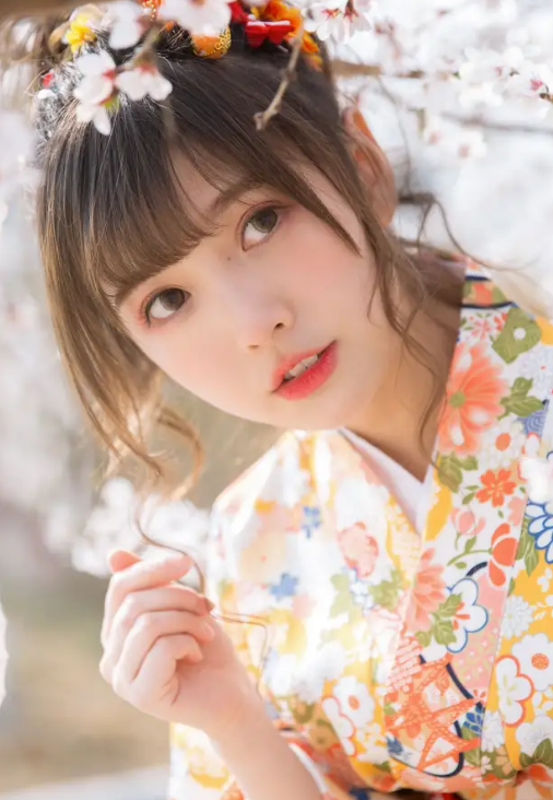 清纯美女图集:日本校花和服写真,青春可爱很甜美