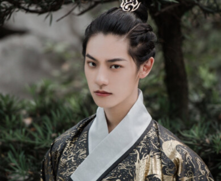 汉服圈4大男神:句芒温柔干净,鹤川秀气,看到他老公我先叫了