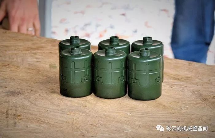 这种"可扩展进攻型手榴弹"是芬兰纳莫(nammo)公司的产品,本质上就是