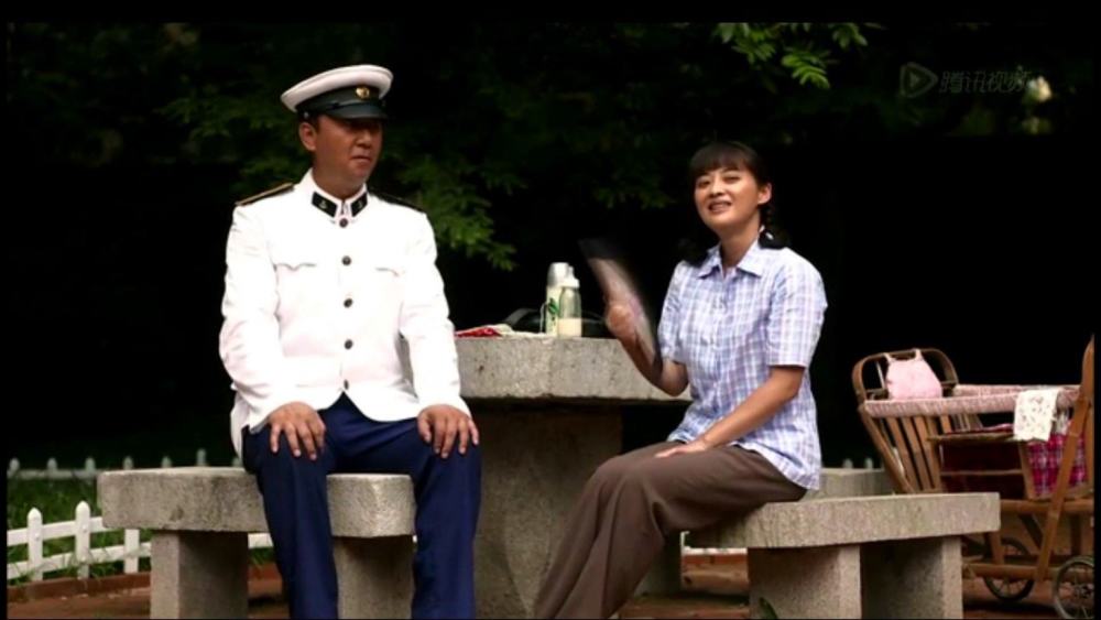 梅婷晒儿女照片,不由想起父母爱情里的安杰