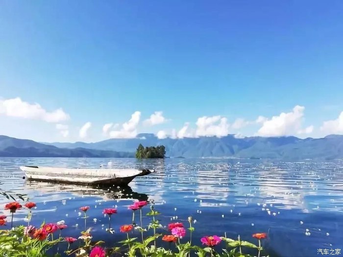 处处都是梦里的诗与远方,而泸沽湖,一直以来更是被放在必去清单上的