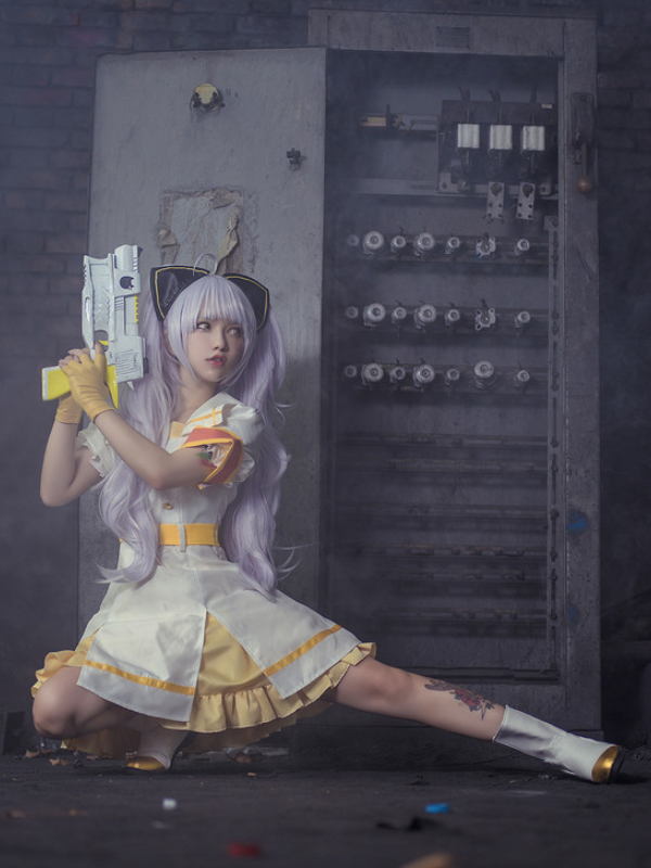 枪娘沙莎cosplay,国色天香,靓丽可人的小姐姐