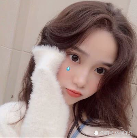 佛系·原宿风·女生头像:开始我向所有人炫耀你,后来我瞒着所有人继续
