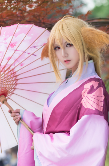 《狐妖小红娘》cosplay涂山红红,唯美优雅,十分迷人