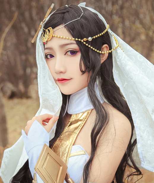 《王者荣耀》英雄貂蝉cosplay,女孩姿态优雅一举一动充满了魅力