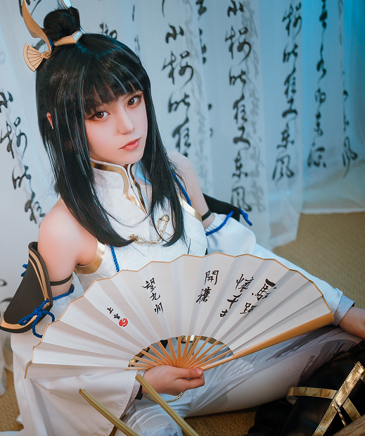 《王者荣耀》上官婉儿cosplay,女孩用心重现上官婉儿的知性美