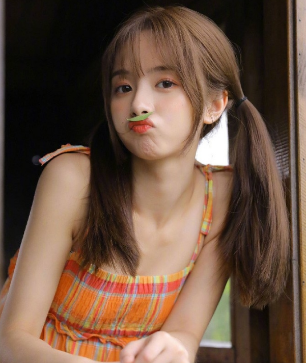 小清新美女写真美图,俏皮清纯,令人心动