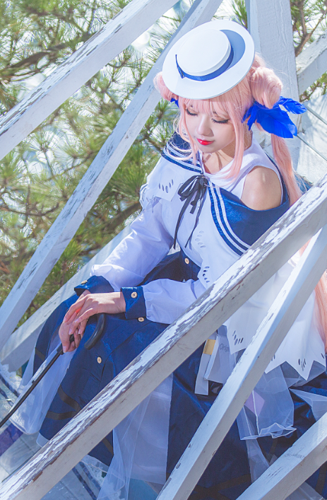 《明日方舟》cosplay锡兰,仙姿玉貌,端庄迷人