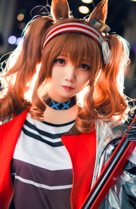 cosplay《明日方舟》安洁莉娜,颜值与实力并存的少女