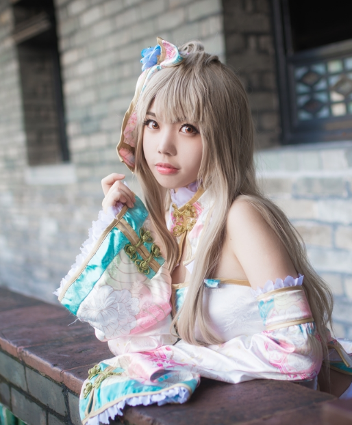 cosplay角色推荐女孩,cosplay教程 动漫角色南小鸟cosplay,女孩完美呈现南小鸟的清纯可爱