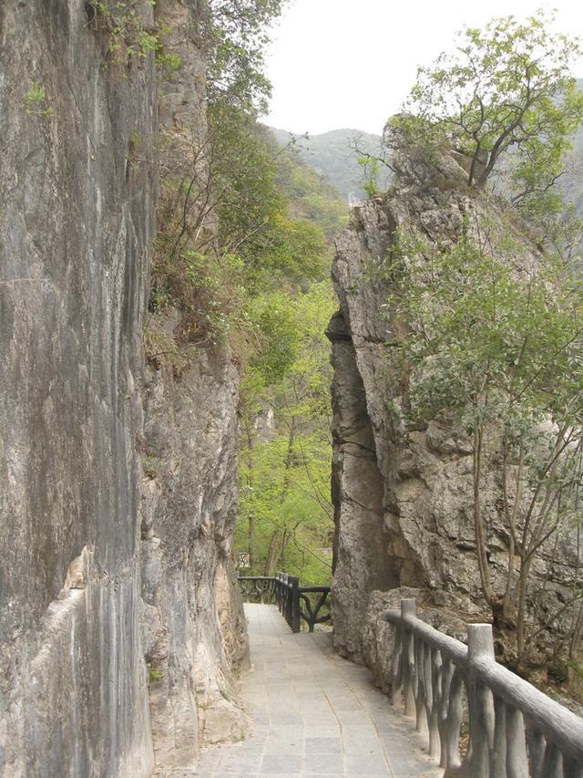 十堰竹山女娲山风景区关于女娲补天的神话记载都毫无疑问地将竹山视