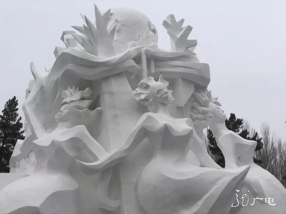 哈尔滨雪博会试开园!主塑雪雕揭开面纱,一起感受神鸟凤凰的魅力吧