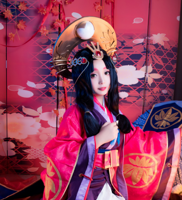 阴阳师辉夜姬cosplay,小姐姐气质清爽干练,优雅灵动