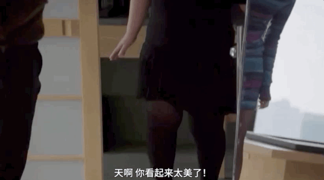 被5个男人宠上天后,57岁离婚无子的她,活成了