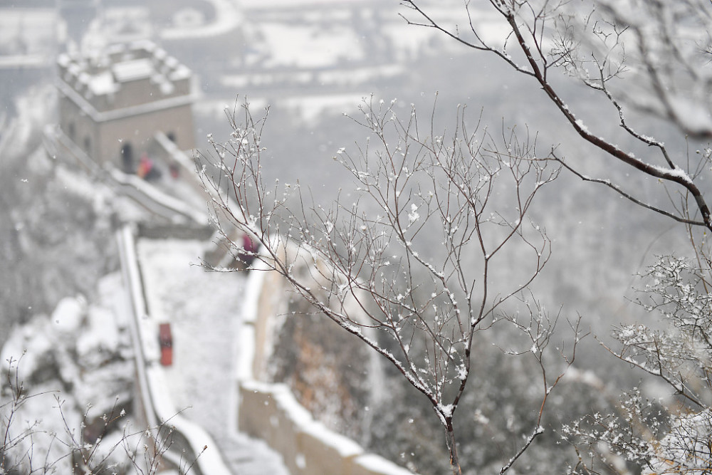 北京:雪中居庸关长城美不胜收