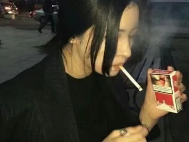 吸烟有害健康,这是每一个吸烟人都知道的事情,但是身边却有很多人