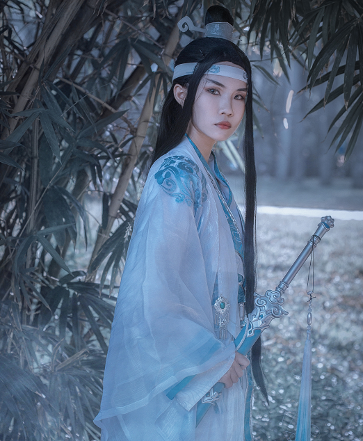 cosplay《魔道祖师》动漫角色蓝忘机,小姐姐清新俊逸