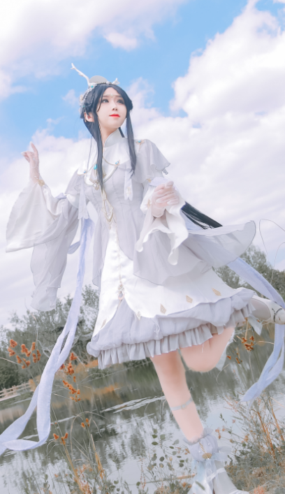 《剑网三》cosplay伞萝,古风古朴的优雅美少女