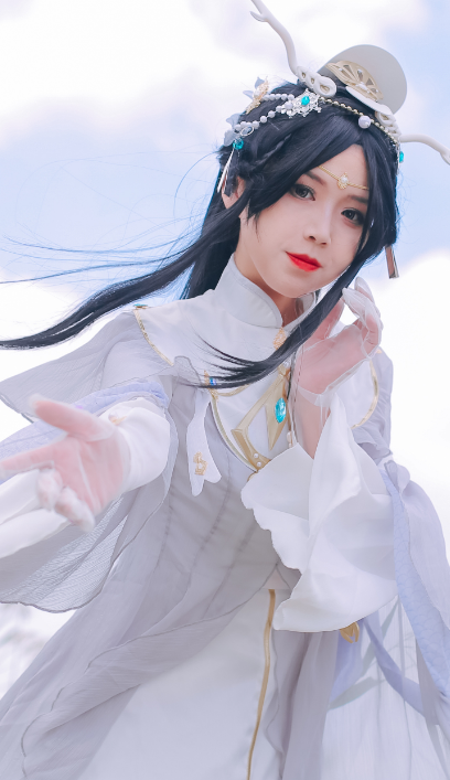 《剑网三》cosplay伞萝,古风古朴的优雅美少女