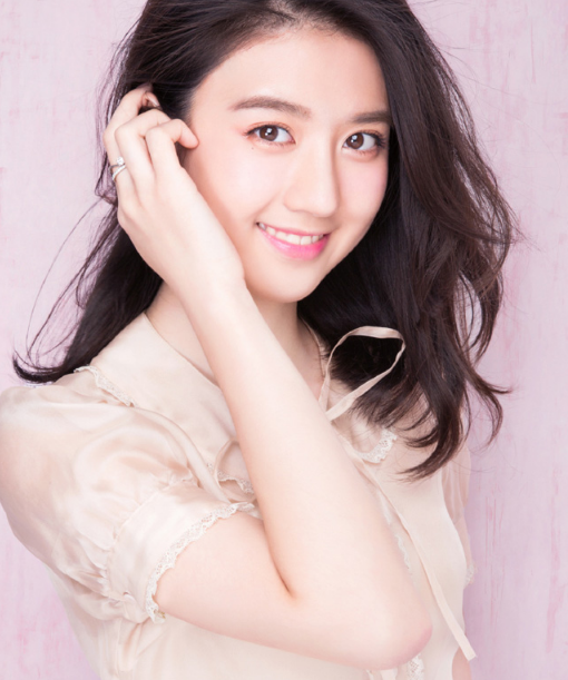 女演员李凯馨写真,清新又富有活力,让人怦然心动
