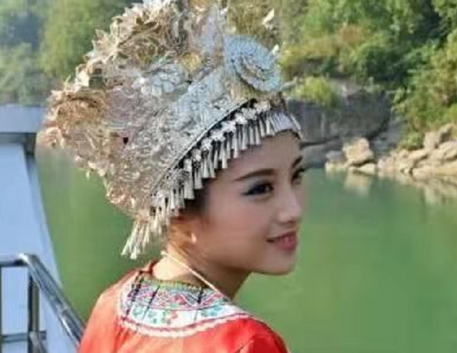 汉族人想要娶苗族姑娘,怎样才能带回家?苗族美女:只要
