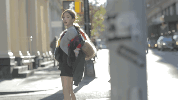 女人不光可爱甜美,今年冬天穿件