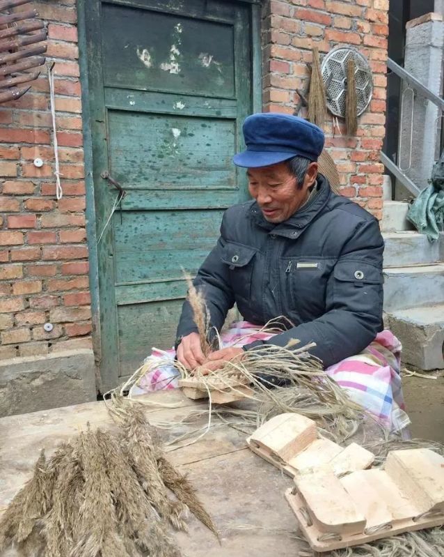 苏北人关于冬天的记忆:当年下雪天,你一定穿过毛窝子