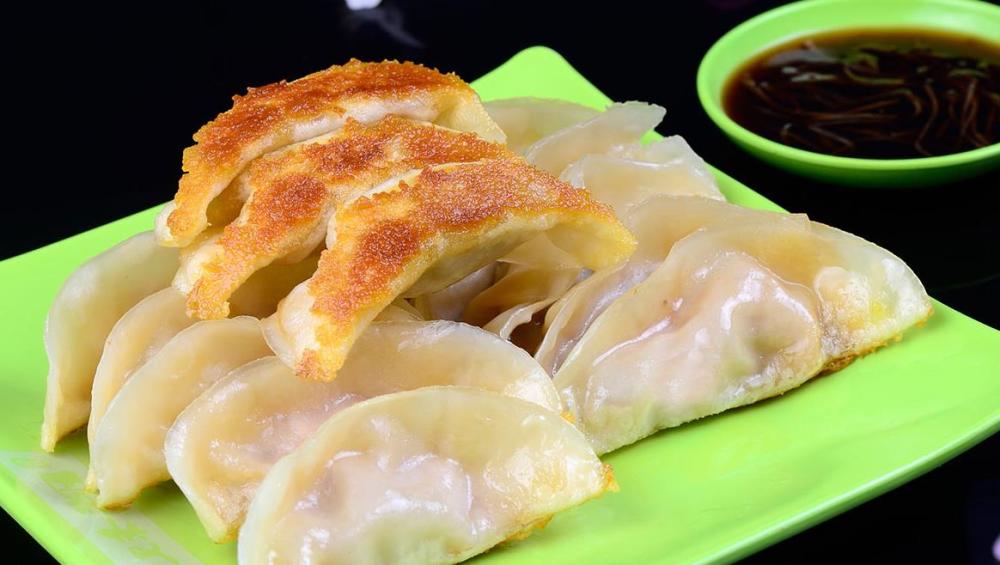 锅贴的各种做法,尝尝东北特色,让你感受美味佳肴!