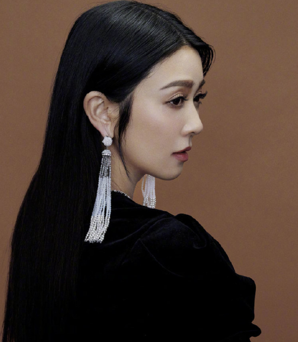 明星薛凯琪高清图片,天生丽质原生态的气质女神.
