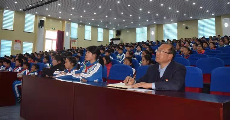 淄博市博山一中举办交通安全专题法治报告会