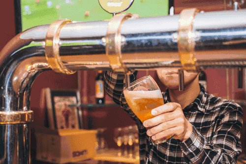 郑州大帝科技:做精酿啤酒,餐饮做哪种生意更好?