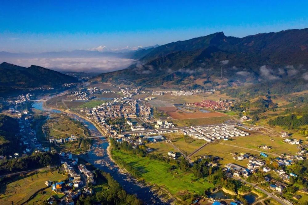 芦山县龙门镇—清爽旅居小镇