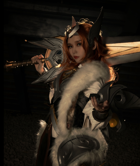 王者荣耀花木兰冠军飞将cosplay,生而无畏,战至终章