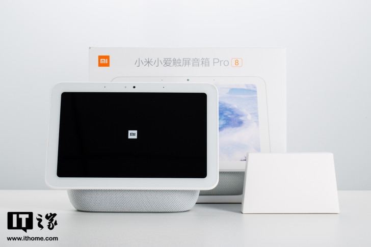 小米小爱触屏音箱pro 8图赏:8英寸屏幕够大!