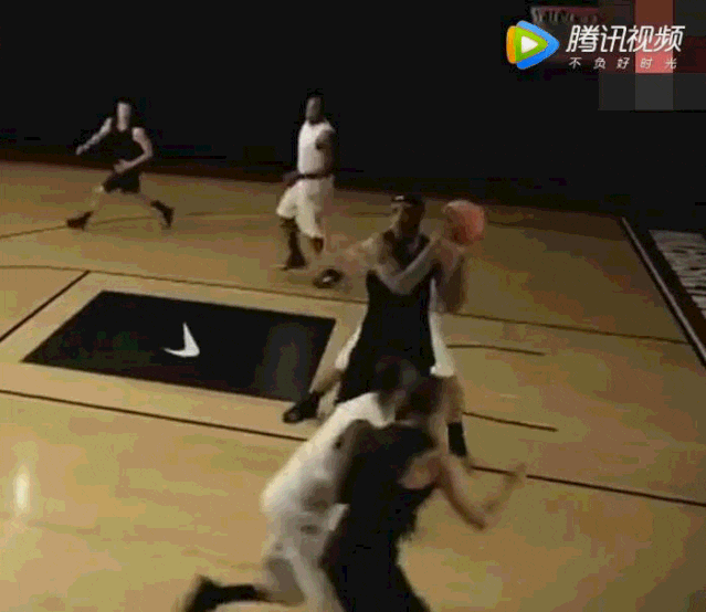 低位背身单打怎么用,詹姆斯来教你!
